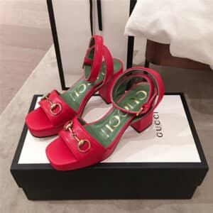 Gucci block heel sandals red