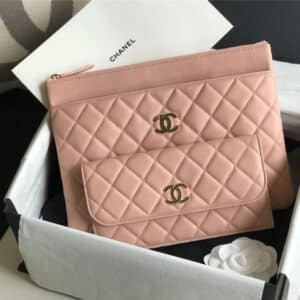 Chanel clutch pink
