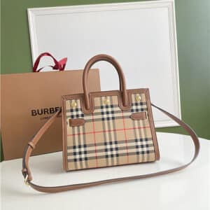 burberry title bag