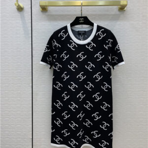 chanel logo knitted dress