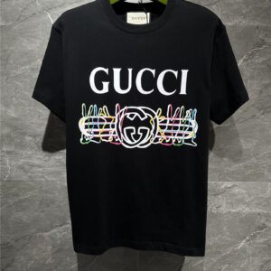 gucci line rabbit t shirt
