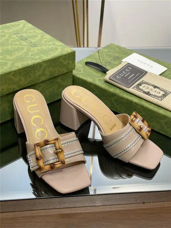 gucci chunky heel bamboo buckle sandals