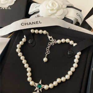 Chanel green water drop diamond green necklace
