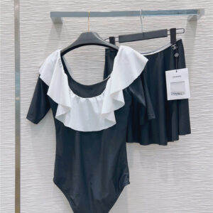 Chanel a variety of wearing function classic one-piece swimsuit