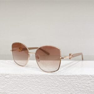 Salvatore Ferragamo light elliptical frame sunglasses