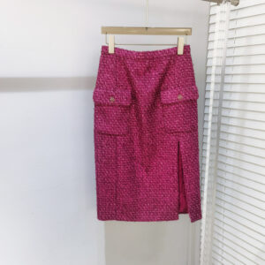 Chanel new plum purple tweed skirt