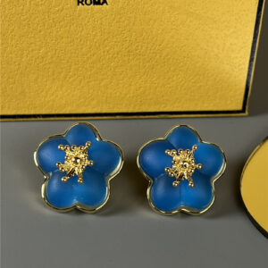 fendi flower stud earrings