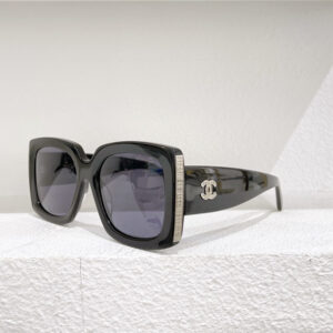 chanel classic large square frame sunglasses
