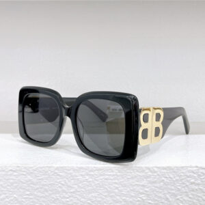 Balenciaga's new trendy all-match square sunglasses