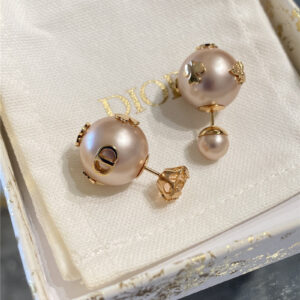 Dior new pink pearl crystal earrings
