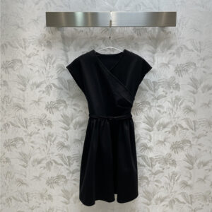 Dior early autumn new black sleeveless dress