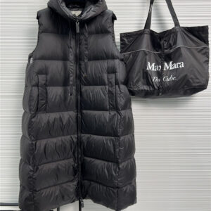 MaxMara diamond quilted hooded waist long goose down vest