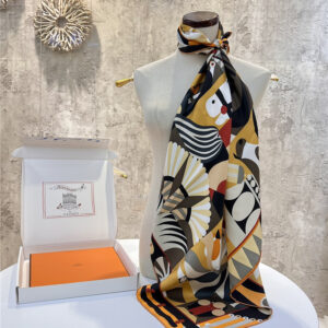 Hermès "Grand Parade" 90cm square scarf