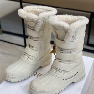 dior autumn and winter show style fur boots