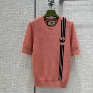 gucci logo embroidered knitted top