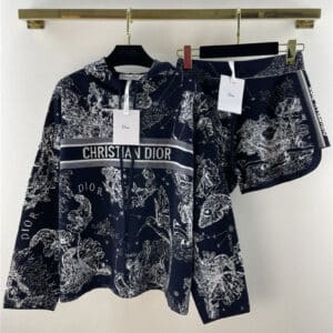 dior constellation cashmere knitted shorts set