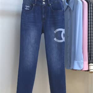 chanel logo CC high waist jeans