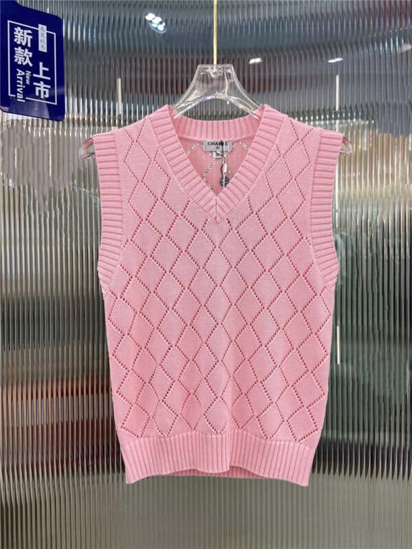 Chanel rhombus hollow knitted V-neck vest top