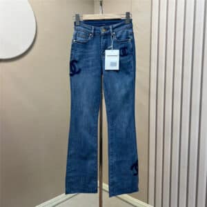 Chanel new washed jeans
