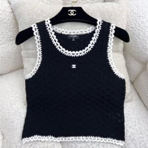 Chanel three-dimensional crochet knitted vest