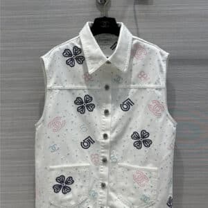 Chanel camellia hollow embroidery denim vest