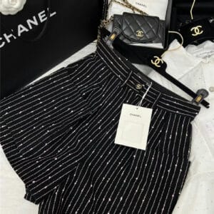 chanel logo stripe double pocket shorts