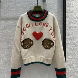 gucci embroidered bear heart jacquard pullover cardigan