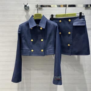 gucci lapel short jacket + metal buckle mid-low waist skirt suit