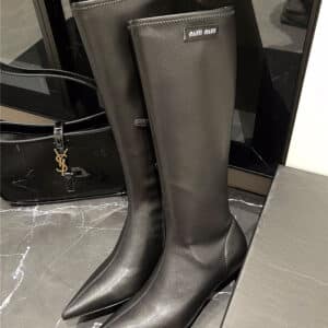 miumiu new elastic pointed toe leg-lengthening high boots