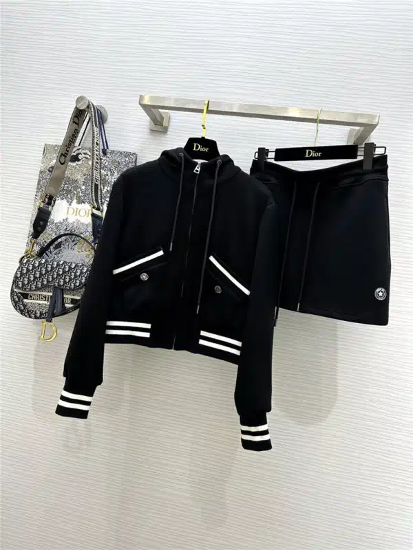 dior hooded short jacket + mini hip skirt suit