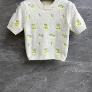 gucci floral embroidered sweater