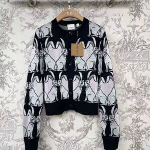 Burberry new knitted cardigan
