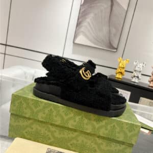 gucci double G lambswool sandals