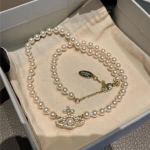 Vivienne Westwood new necklace