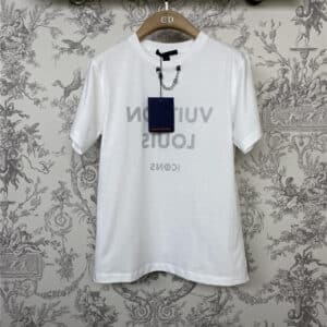louis vuitton LV summer classic chain T-shirt