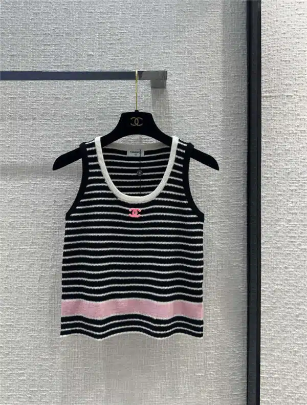 chanel black and white pink color block striped knitted vest