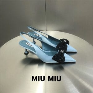 miumiu bow pointed toe cat heel shoes