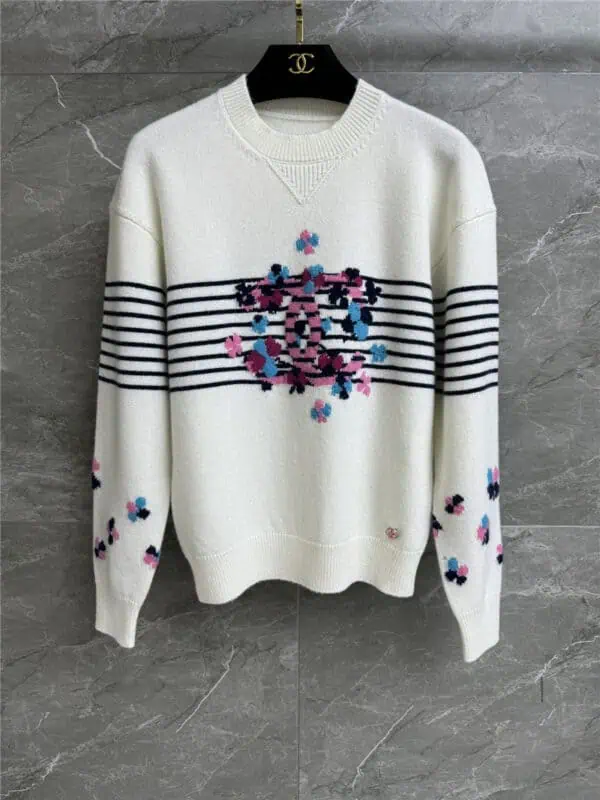 chanel double c cashmere sweater