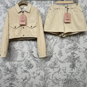 miumiu new corduroy jacket and shorts set
