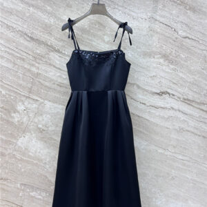 miumiu classic elegant little black dress