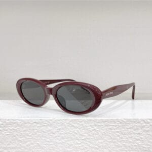 miumiu cool mid-century style sunglasses