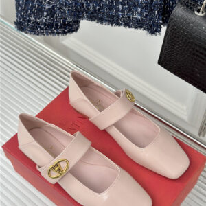valentino metal v buckle mary jane shoes replica designer shoes