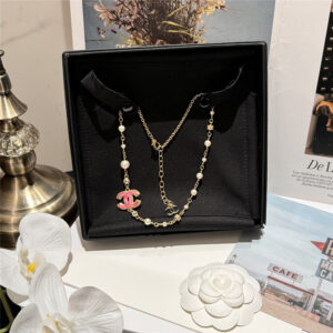 chanel pink glass pearl and rhinestone necklace