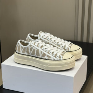 valentino old flower embroidered casual shoes replica shoes