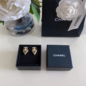 chanel gold double c triangle black diamond stud earrings